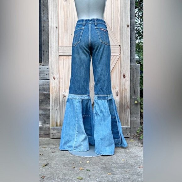 Urban Renewal Vintage Retro Sasson High Waisted Patchwork Bell Bottom Jeans~10~ - Picture 5 of 7